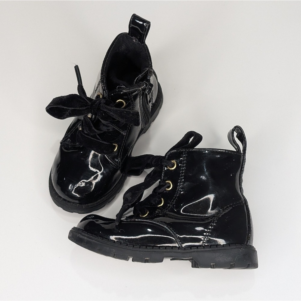 🖤 H&M Black Patent Leather Lace-Up Boots — Toddler Size 20/21